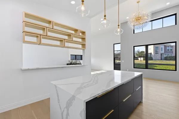 $885,000 | 5013 Rob-Scott Street, Austin, TX 78721