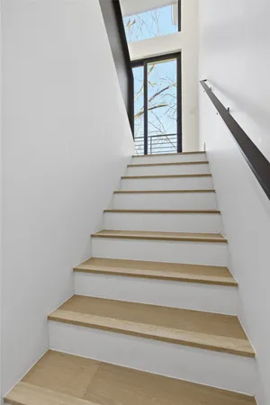 $885,000 | 5013 Rob-Scott Street, Austin, TX 78721