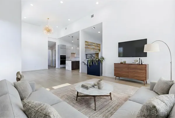 $885,000 | 5013 Rob-Scott Street, Austin, TX 78721