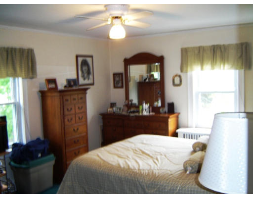 7 Melbourne Road Milton, MA 02186 - Photo 5 of 7 Gallery Image 5