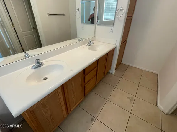 $1,895 | 7213 South 56th Lane, Laveen, AZ 85339
