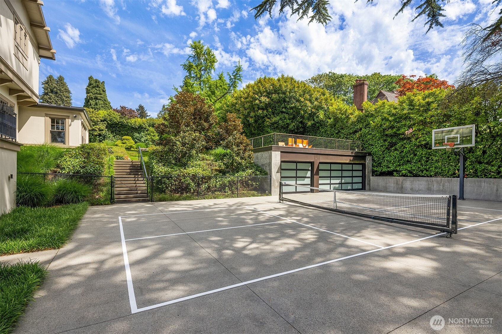 1642 Federal Avenue East Seattle, WA 98102 - Photo 33 of 38