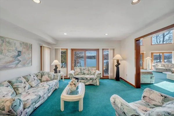 $1,500,000 | 312 Spring Drive, Huddleston, VA 24104