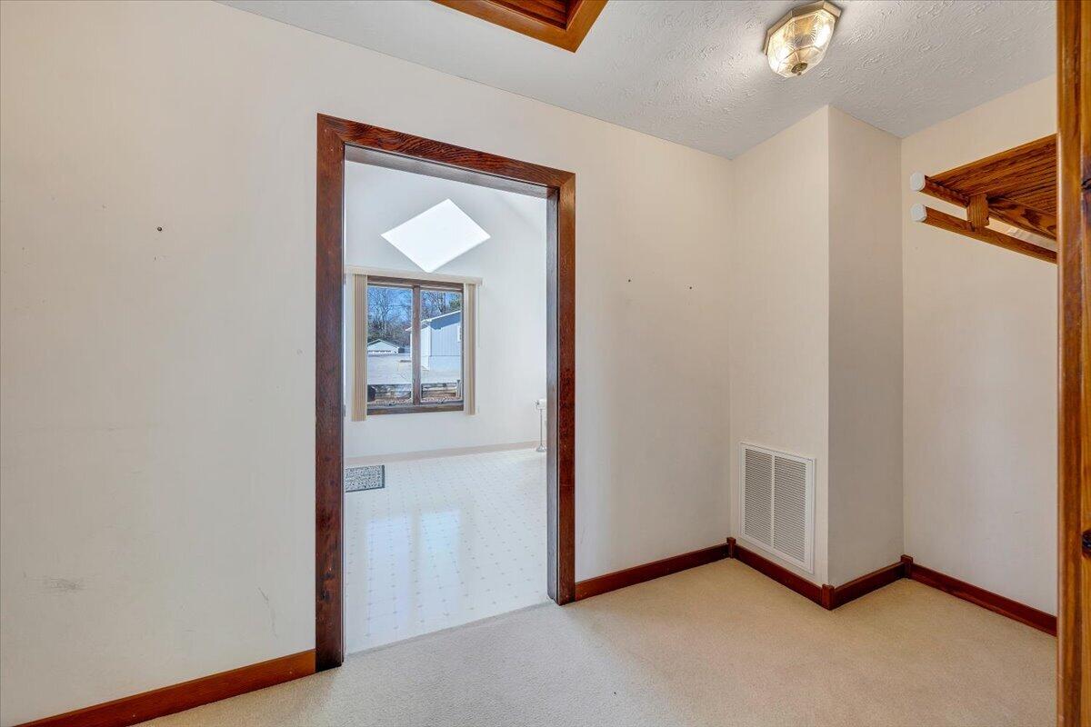 312 Spring Drive Huddleston, VA 24104 - Photo 27 of 103 020-MIB04189