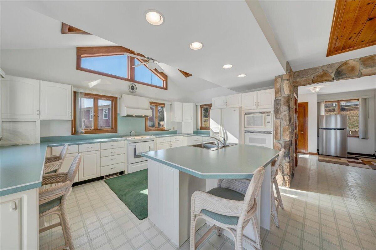 312 Spring Drive Huddleston, VA 24104 - Photo 47 of 103 052-MIB04291