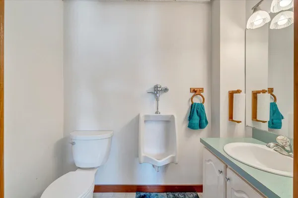 $1,500,000 | 312 Spring Drive, Huddleston, VA 24104