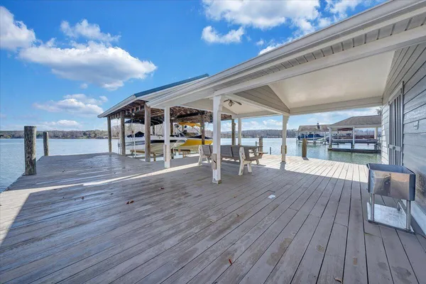 $1,500,000 | 312 Spring Drive, Huddleston, VA 24104