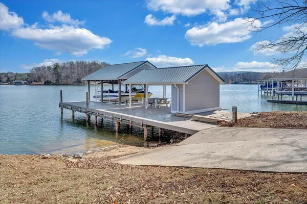 $1,500,000 | 312 Spring Drive, Huddleston, VA 24104