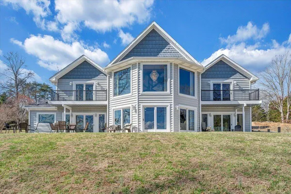 $1,500,000 | 312 Spring Drive, Huddleston, VA 24104