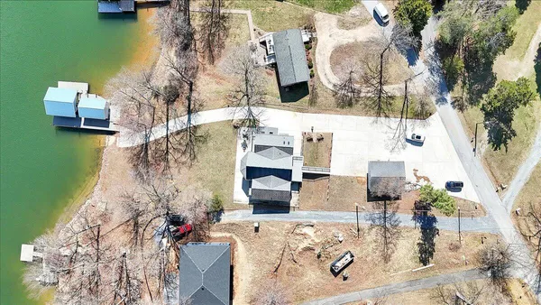 $1,500,000 | 312 Spring Drive, Huddleston, VA 24104