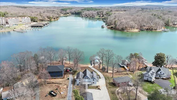 $1,500,000 | 312 Spring Drive, Huddleston, VA 24104