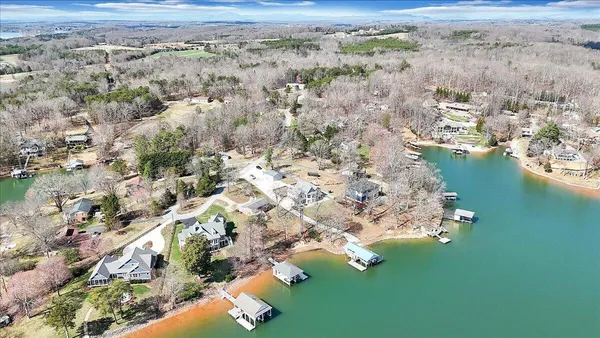 $1,500,000 | 312 Spring Drive, Huddleston, VA 24104