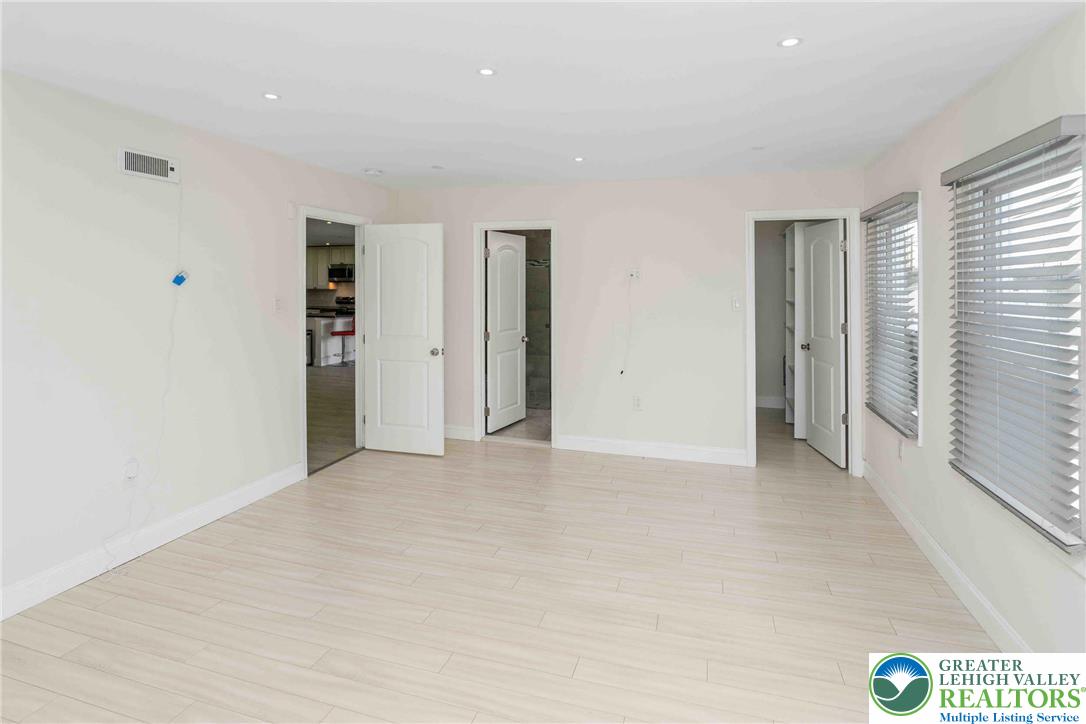 137 Idlewild Road Levittown, PA 19057 - Photo 13 of 36