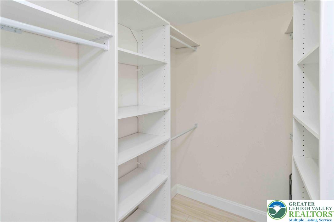 137 Idlewild Road Levittown, PA 19057 - Photo 18 of 36