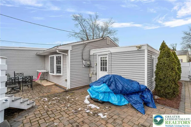 $449,900 | 137 Idlewild Road, Levittown, PA 19057