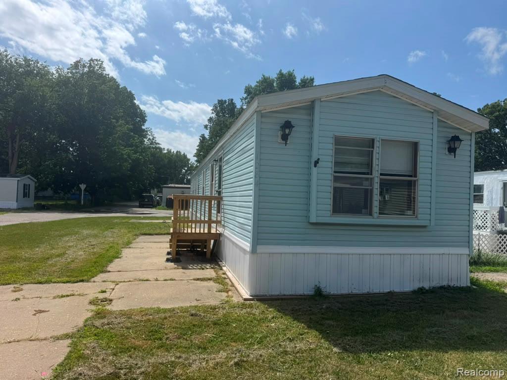 G4493 Fenton Road Flint, MI 48507 - Photo 2 of 21 2.jpeg