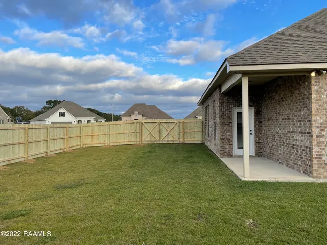 $2,400 | 311 Finnegan Way, Youngsville, LA 70592