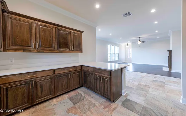 $2,400 | 311 Finnegan Way, Youngsville, LA 70592