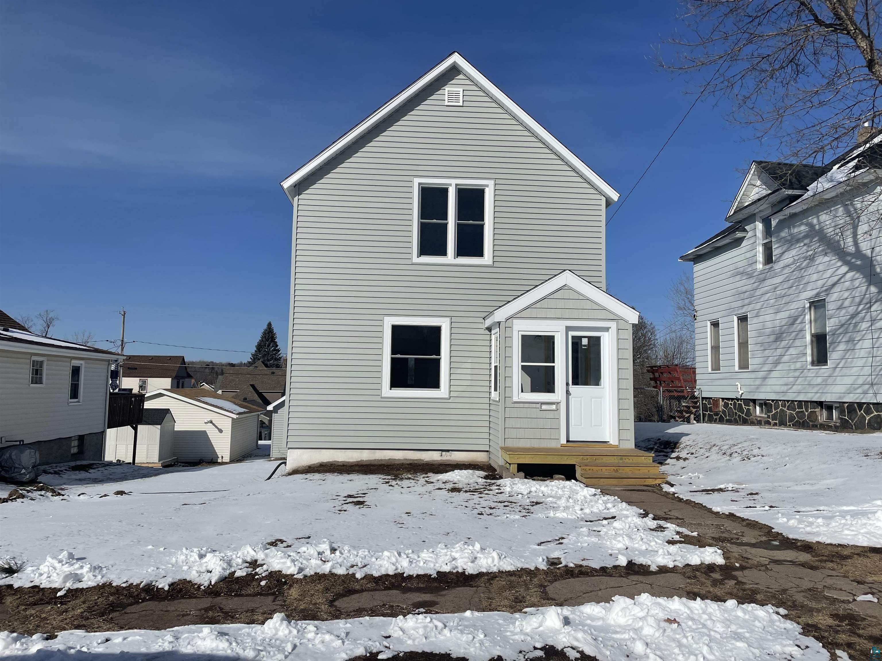 125 1st Street Proctor, MN 55810 - Photo 1 of 27