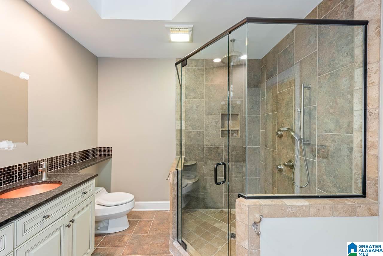 249 Berry Lane Pelham, AL 35124 - Photo 14 of 25