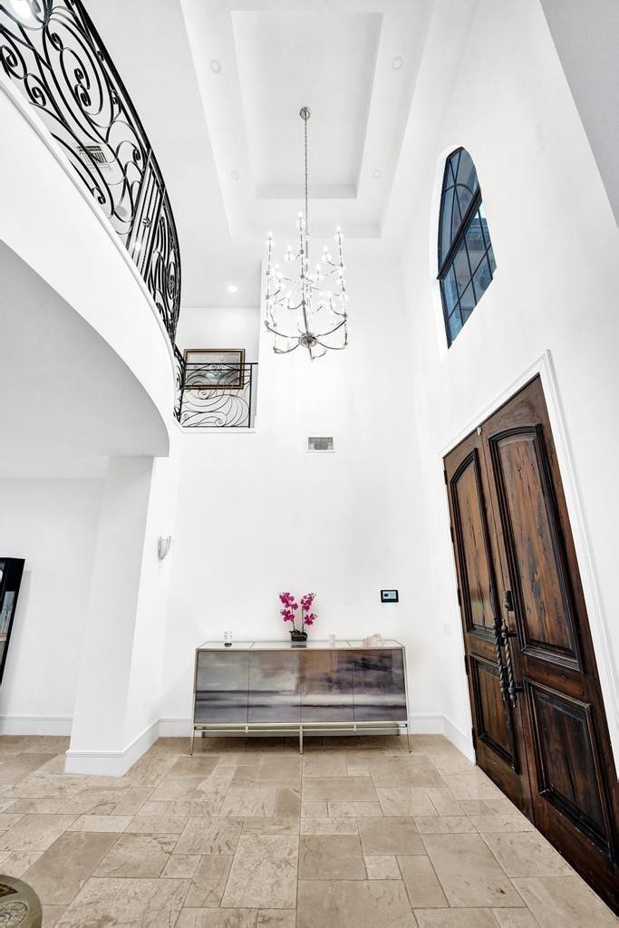 2340 Northeast 47th Street Lighthouse Point, FL 33064 - Photo 14 of 100 Photo 14