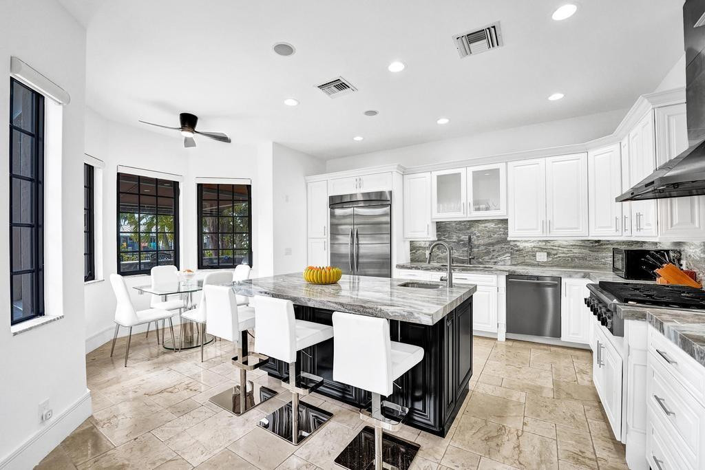 2340 Northeast 47th Street Lighthouse Point, FL 33064 - Photo 31 of 100 Photo 31