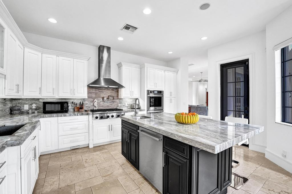 2340 Northeast 47th Street Lighthouse Point, FL 33064 - Photo 38 of 100 Photo 38