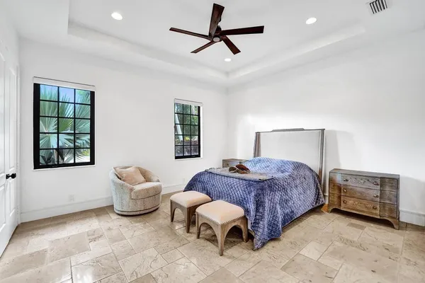 $3,975,000 | 2340 Northeast 47th Street, Lighthouse Point, FL 33064