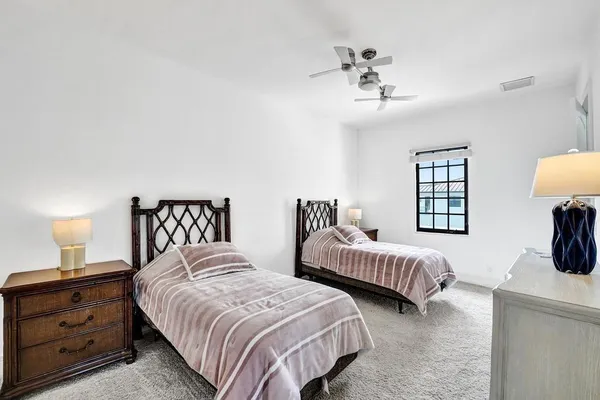 $3,975,000 | 2340 Northeast 47th Street, Lighthouse Point, FL 33064