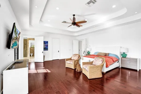 $3,975,000 | 2340 Northeast 47th Street, Lighthouse Point, FL 33064
