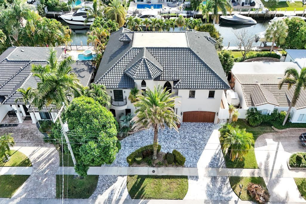 2340 Northeast 47th Street Lighthouse Point, FL 33064 - Photo 7 of 100 Photo 7