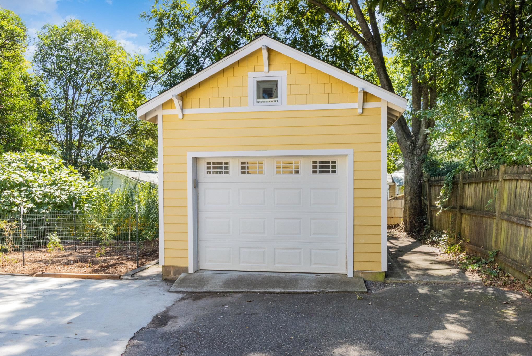 301 Duncan Street Raleigh, NC 27608 - Photo 4 of 41 Photo 4