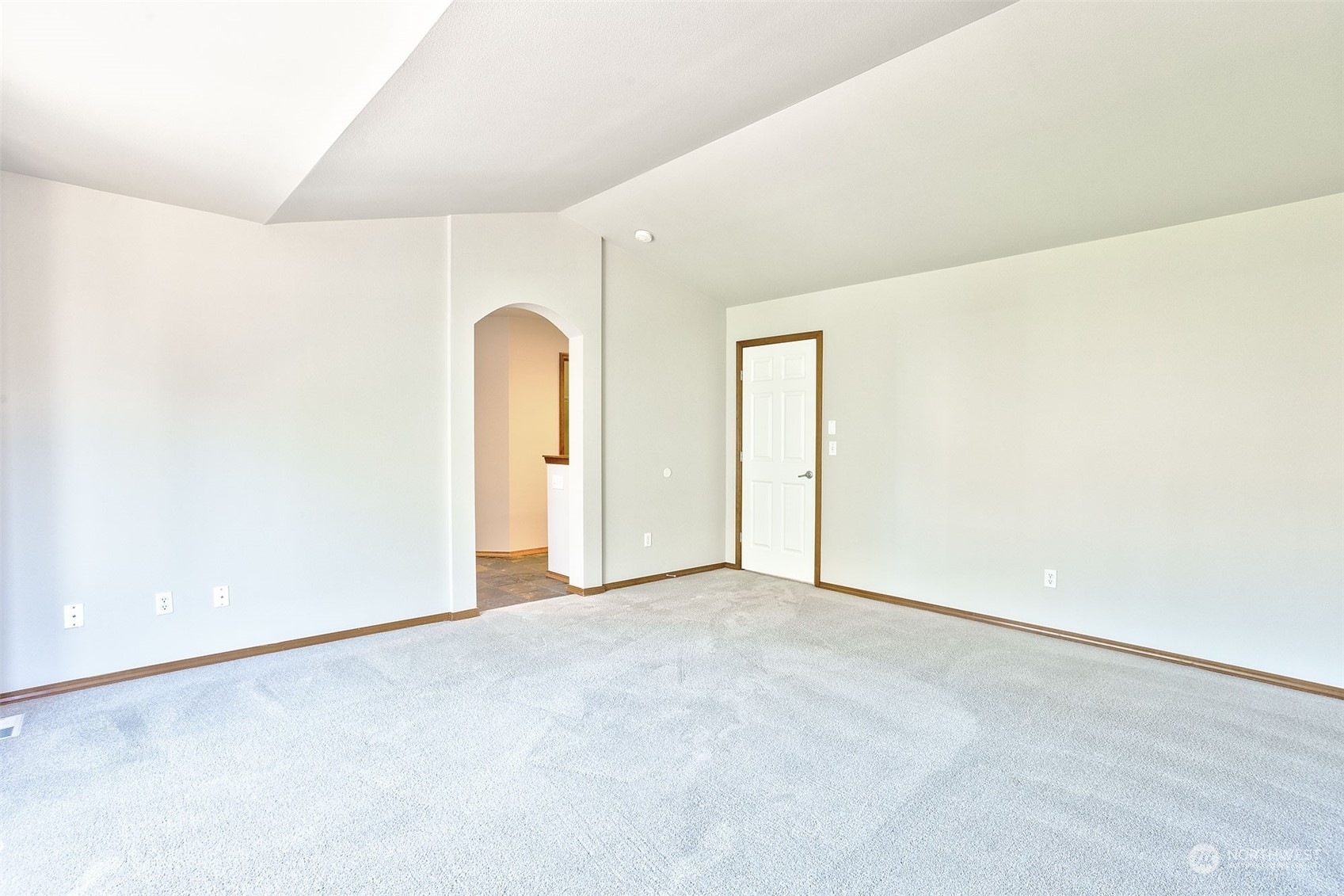 3209 171st Place Southeast Bothell, WA 98012 - Photo 15 of 23 an empty room with a window