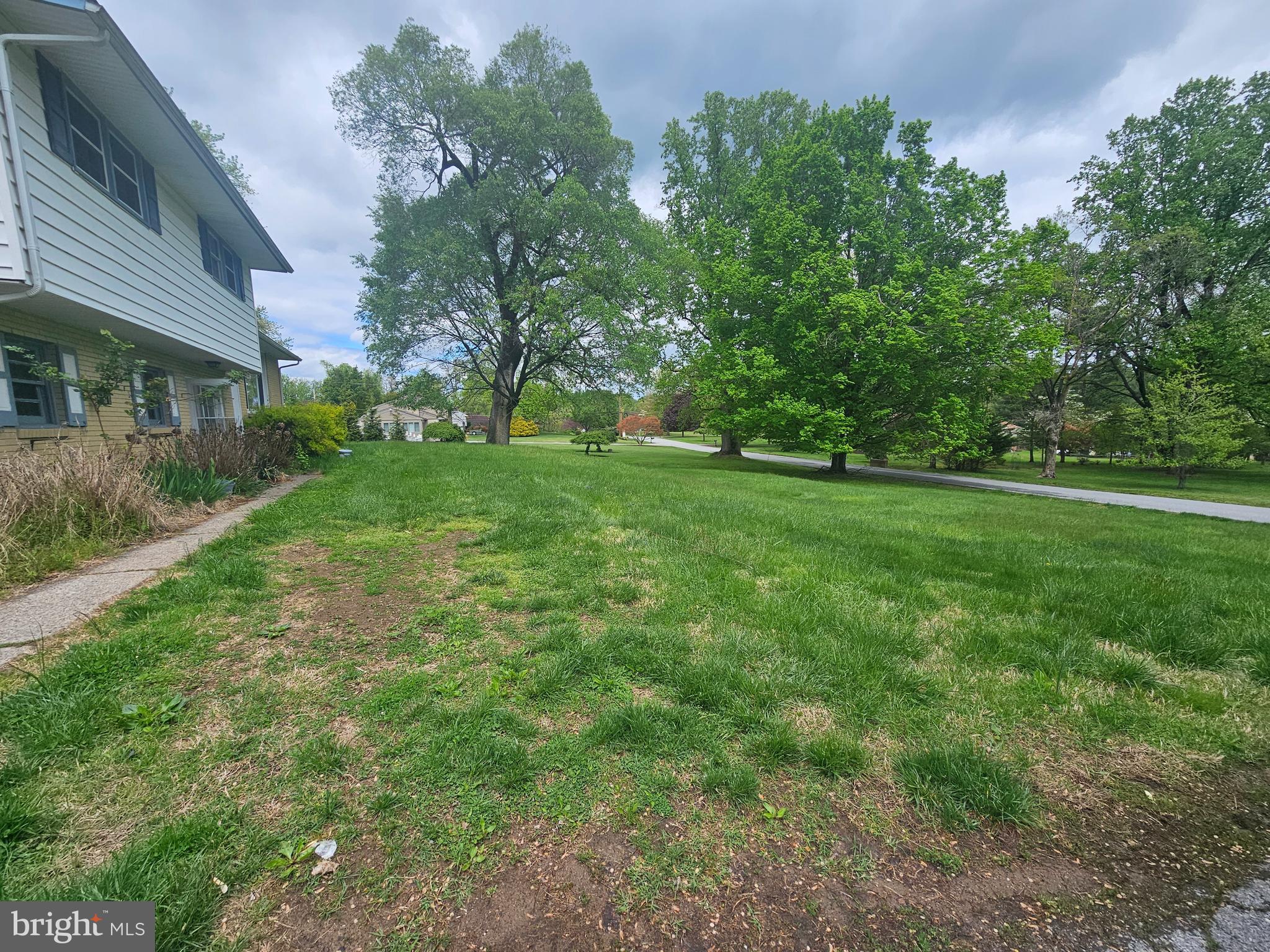 1256 Surrey Road West Chester, PA 19382 - Photo 3 of 10 Gallery Image 3