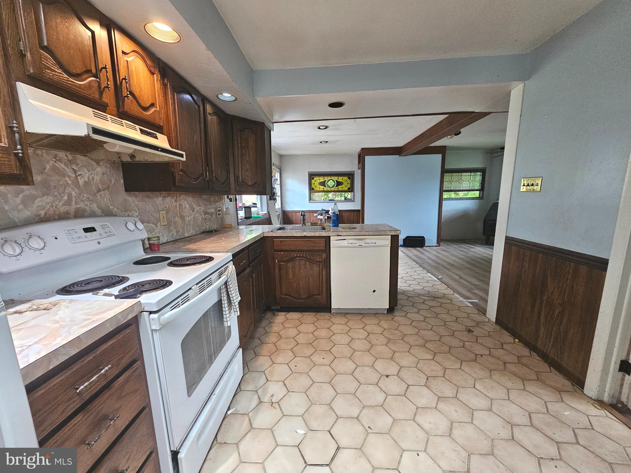 1256 Surrey Road West Chester, PA 19382 - Photo 4 of 10 Gallery Image 4