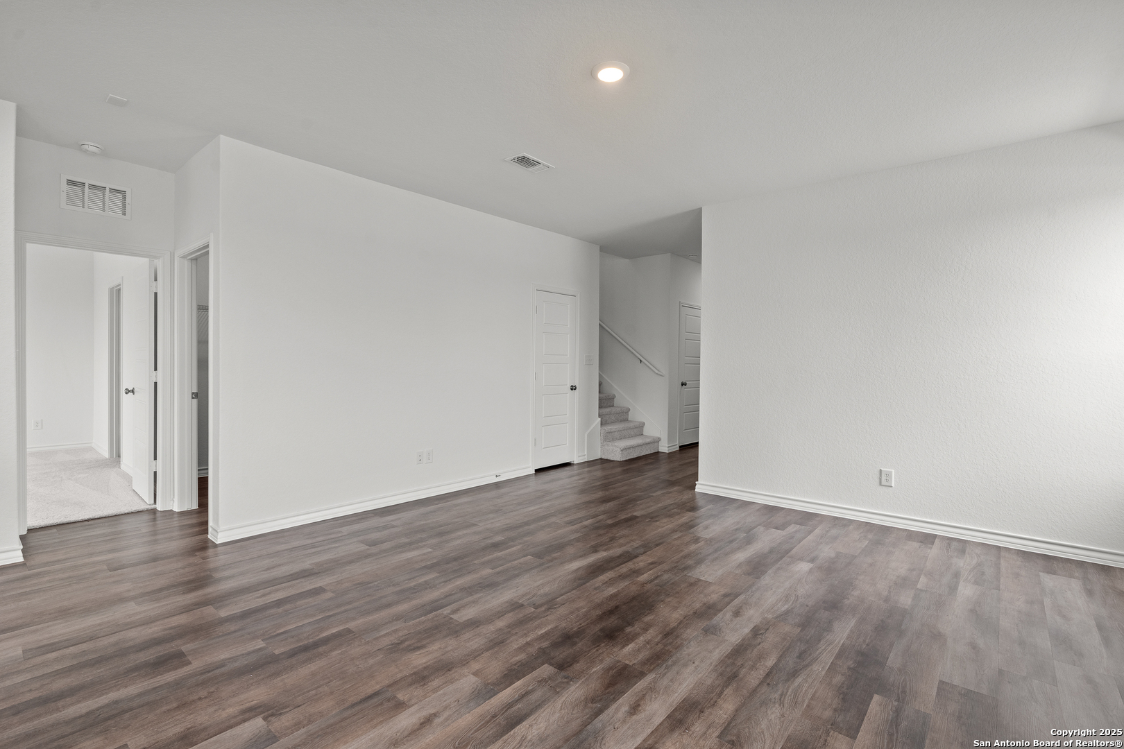 349 Wild Crk Road Seguin, TX 78155 - Photo 10 of 36