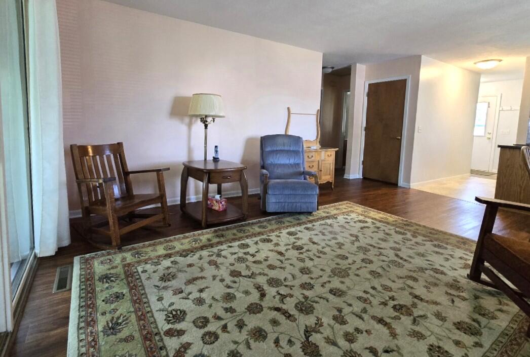 5246 Green Meadow Road, Unit Q Kalamazoo, MI 49009 - Photo 7 of 21