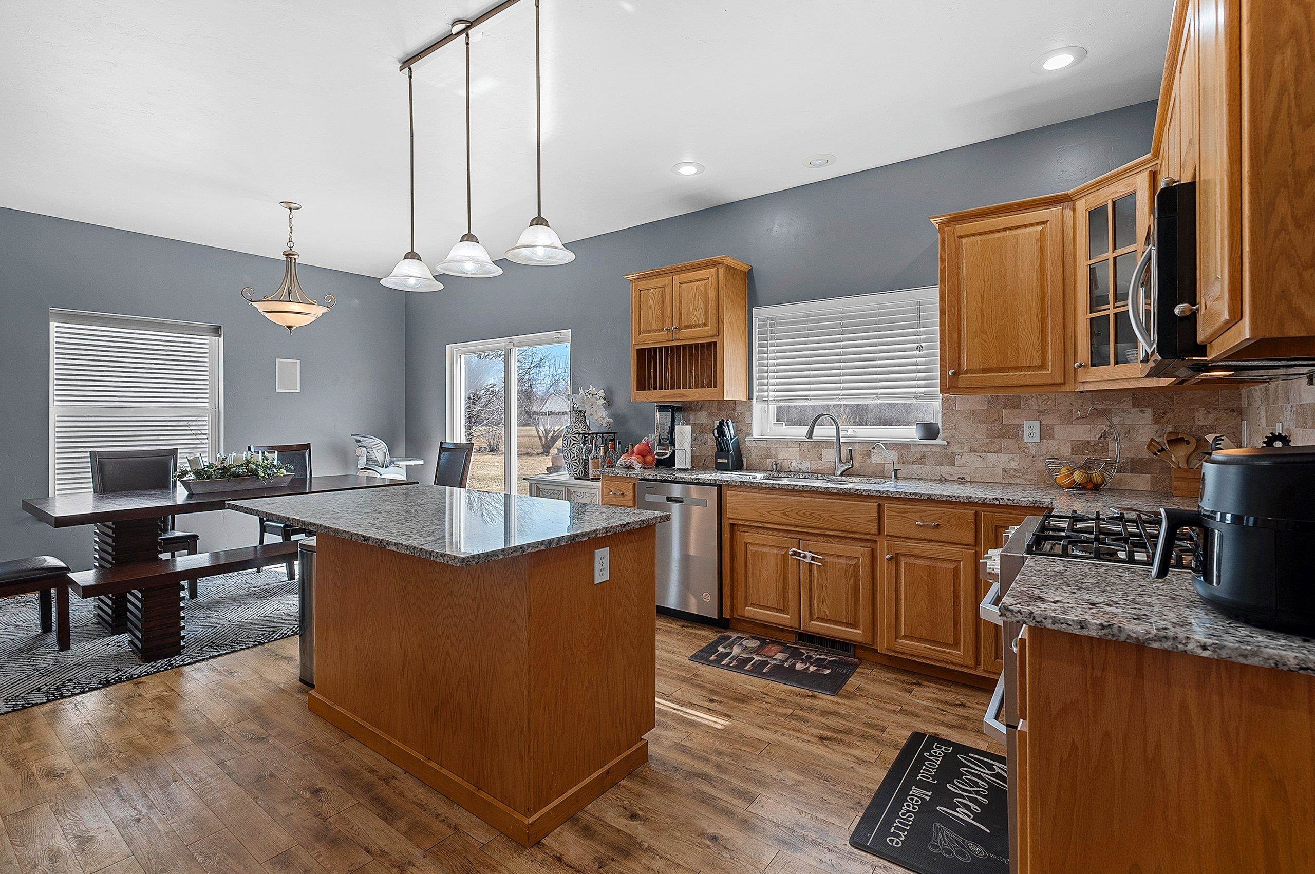 515 Winding Waters Way De Pere, WI 54115 - Photo 11 of 37