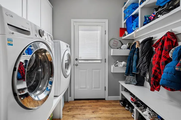 $620,000 | 515 Winding Waters Way, De Pere, WI 54115