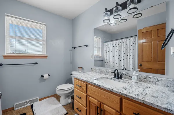 $620,000 | 515 Winding Waters Way, De Pere, WI 54115