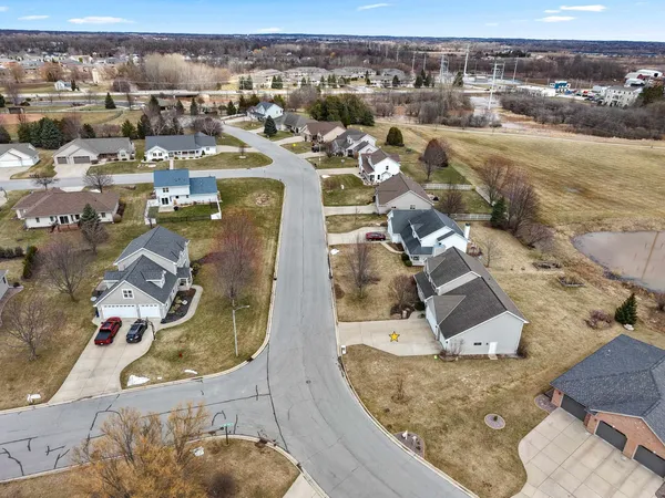 $620,000 | 515 Winding Waters Way, De Pere, WI 54115