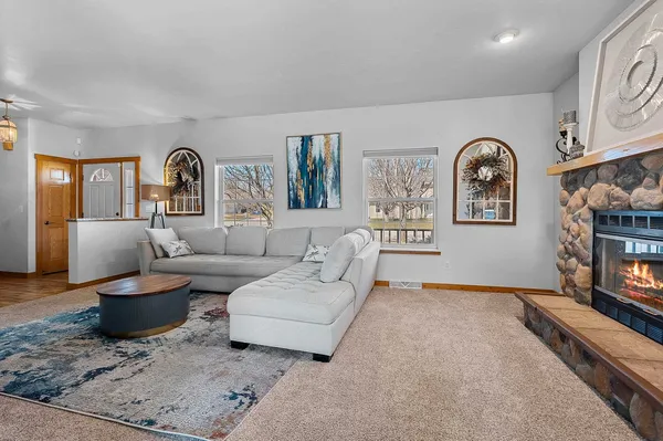 $620,000 | 515 Winding Waters Way, De Pere, WI 54115