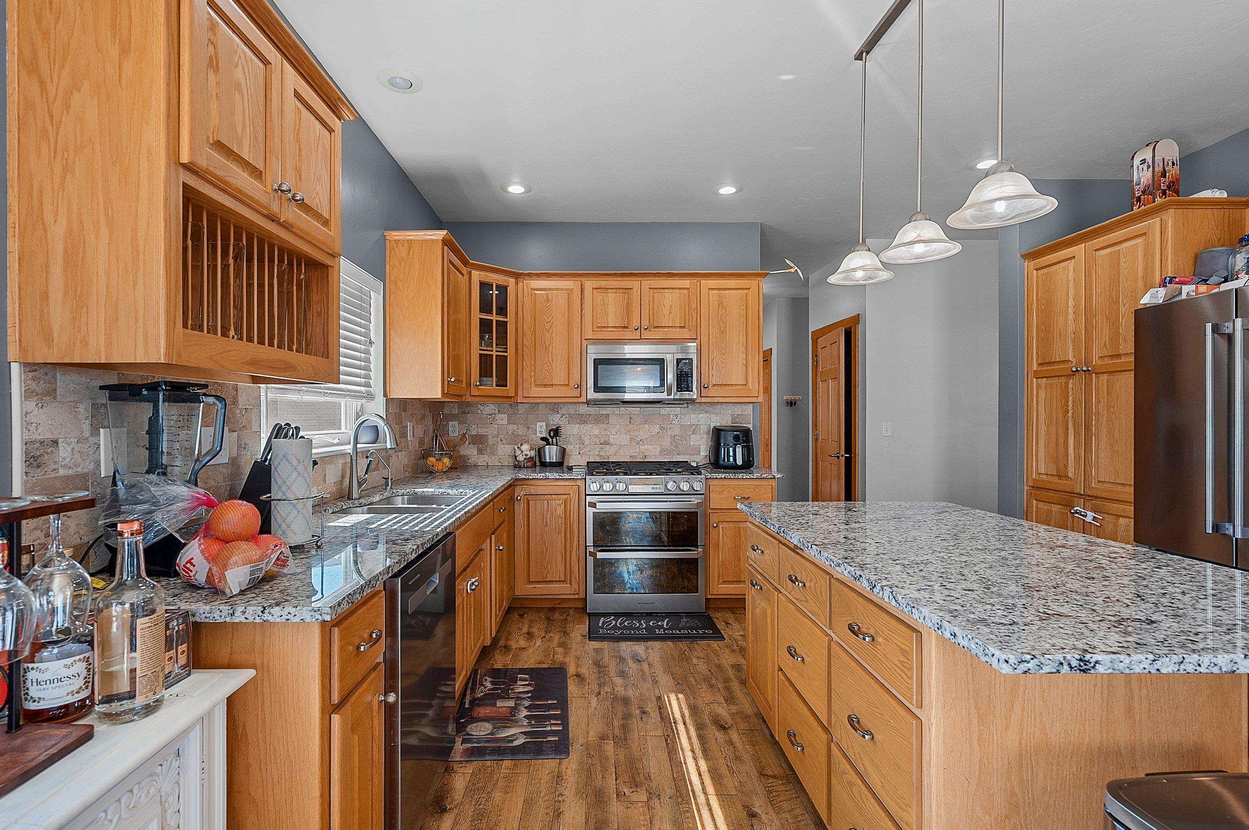 515 Winding Waters Way De Pere, WI 54115 - Photo 9 of 37