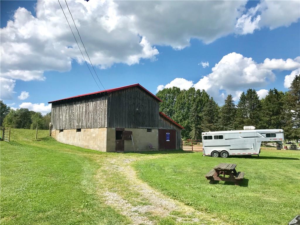 951 Old State Road New Castle, PA 16101 - Photo 9 of 25