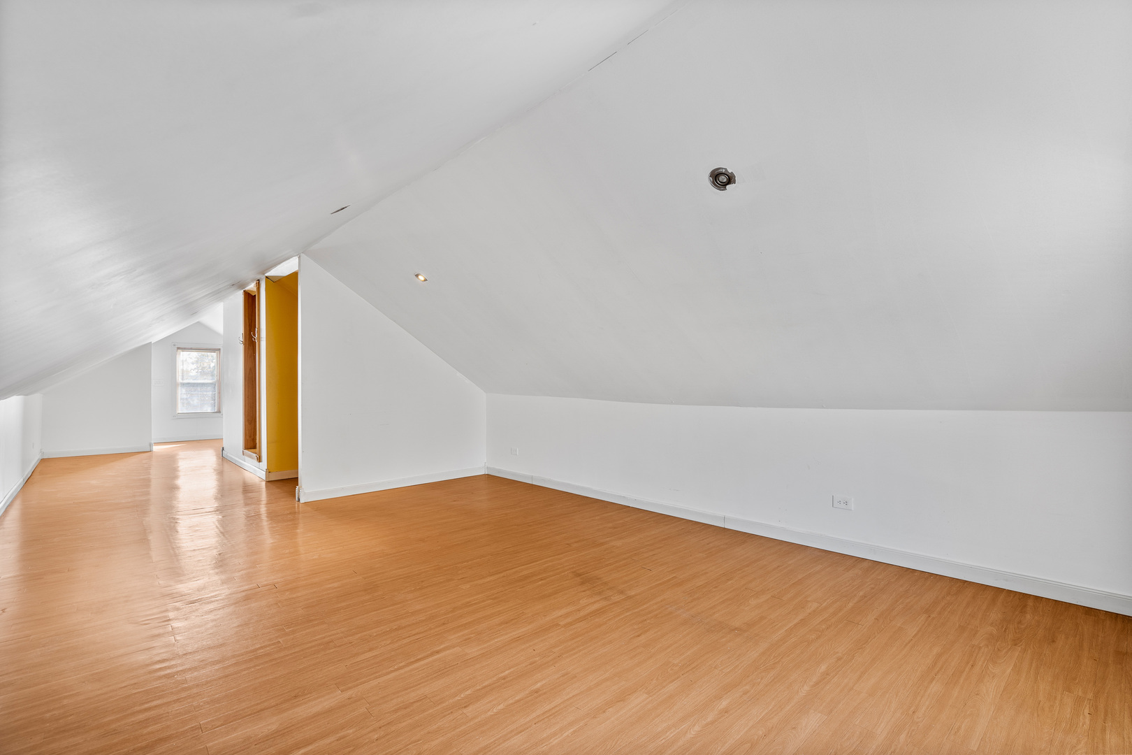 7845 45th Street Lyons, IL 60534 - Photo 15 of 31 a view of empty room with wooden floor