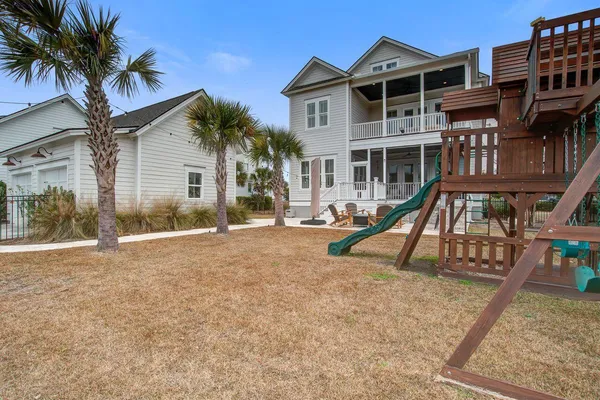 $1,850,000 | 1915 Bolden Drive, Mount Pleasant, SC 29466