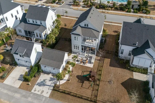 $1,850,000 | 1915 Bolden Drive, Mount Pleasant, SC 29466