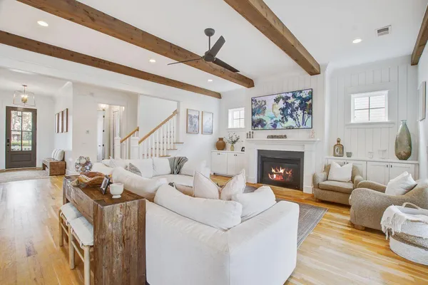 $1,850,000 | 1915 Bolden Drive, Mount Pleasant, SC 29466