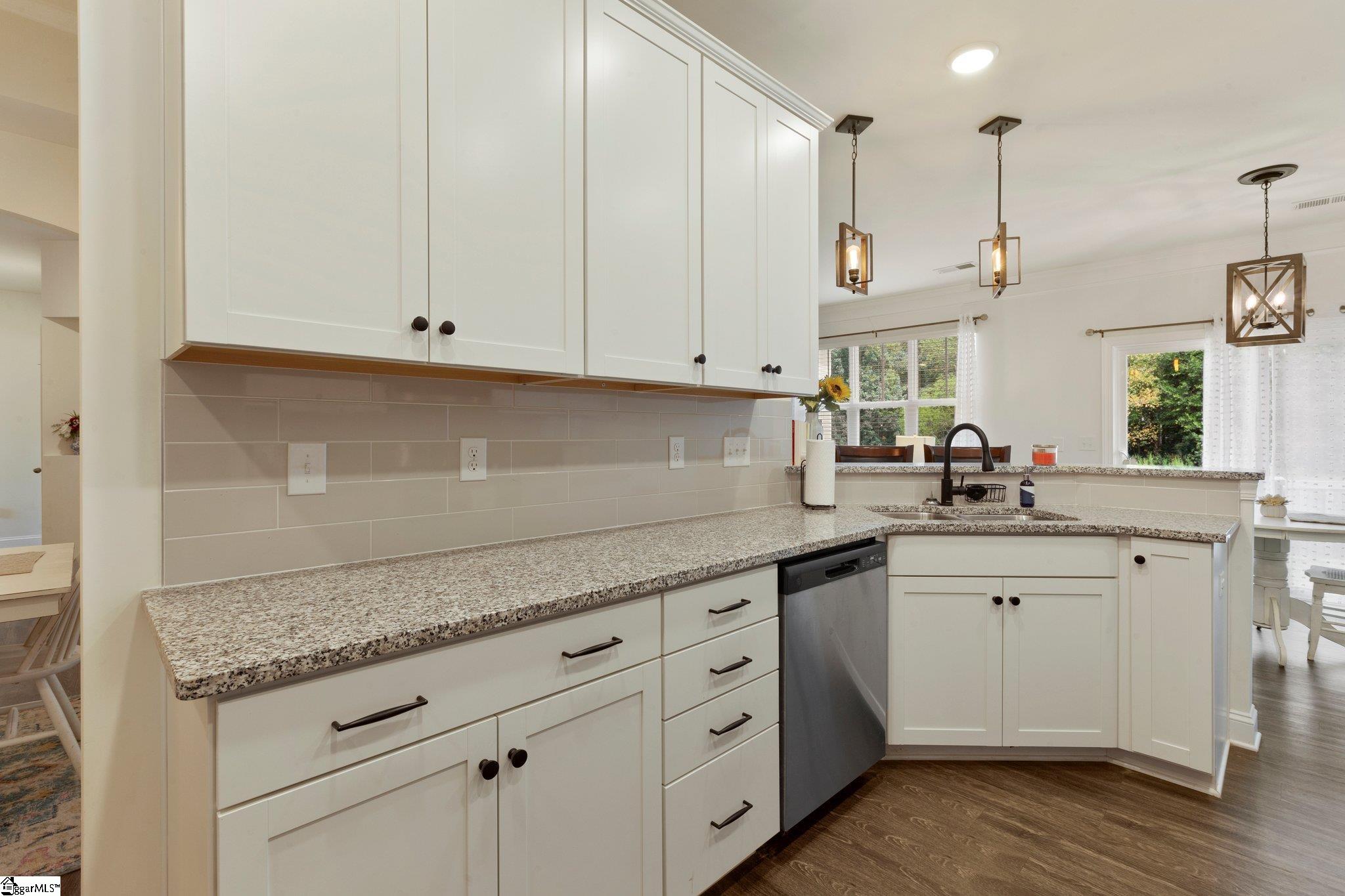 39 Arnold Mill Road Simpsonville, SC 29680 - Photo 6 of 25 Gallery Image 6