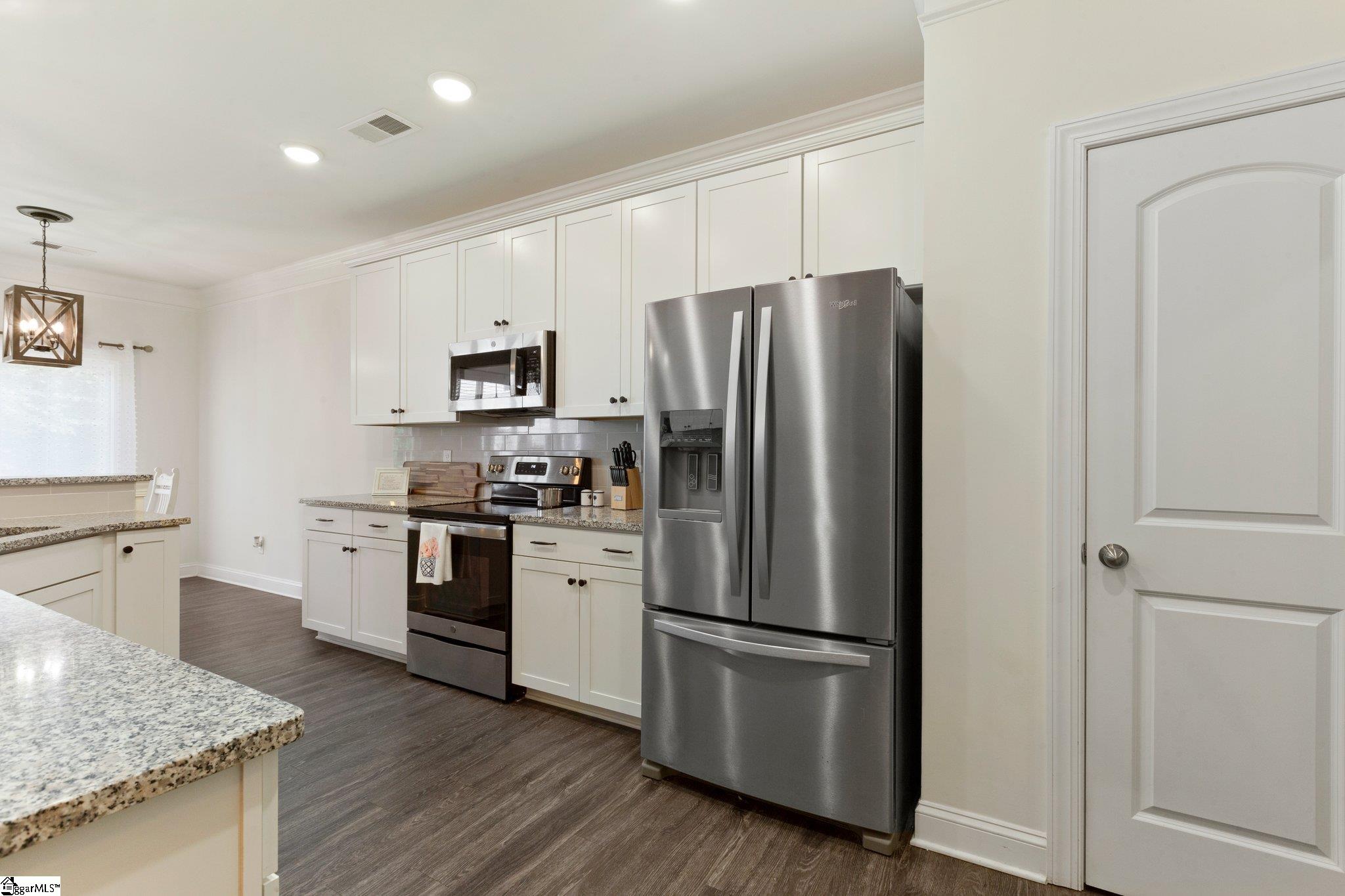 39 Arnold Mill Road Simpsonville, SC 29680 - Photo 7 of 25 Gallery Image 7